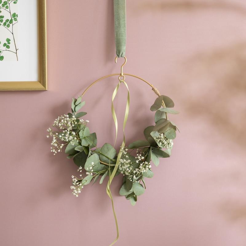 Couronne DIY fleurs séchées - Eucalyptus